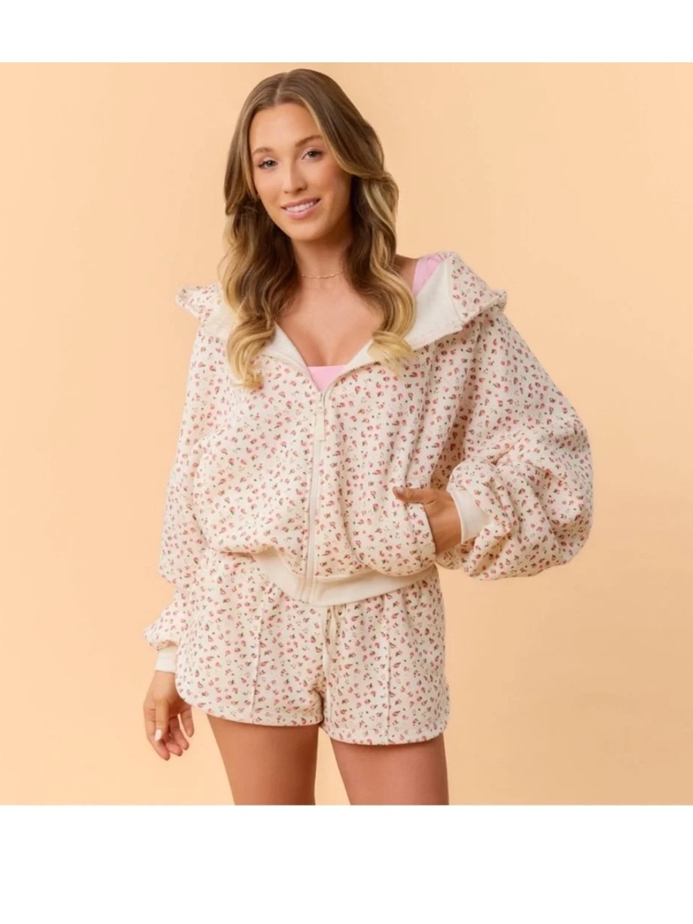 Blogilates zip up size small- oversized fit.